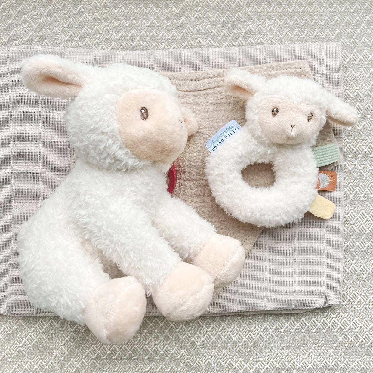 moments Windelgeschenk Schaf neutral beige zur Geburt