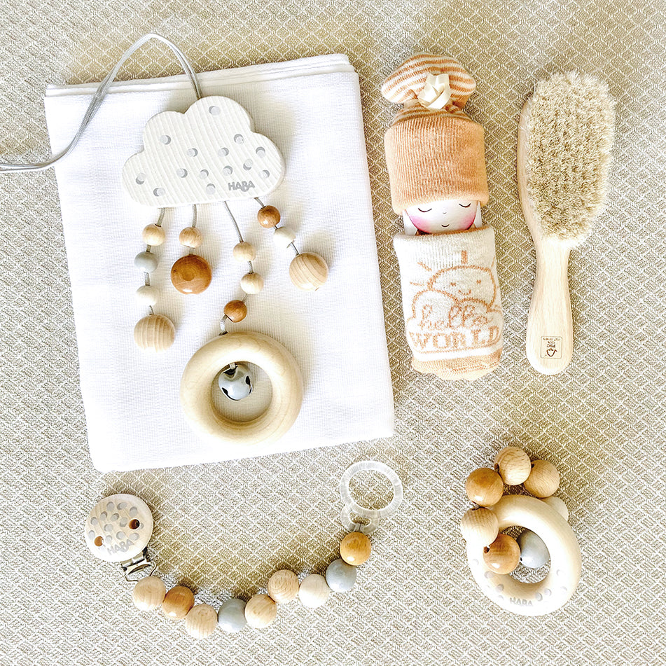 moments Windeltorte Hello World mit Windelbaby neutral beige zur Geburt