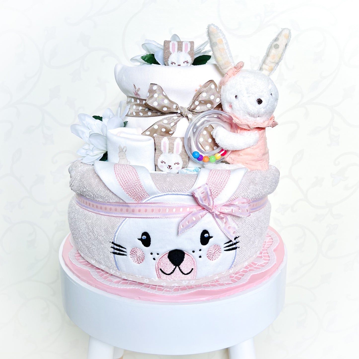 moments Windeltorte Hase apricot beige zur Geburt