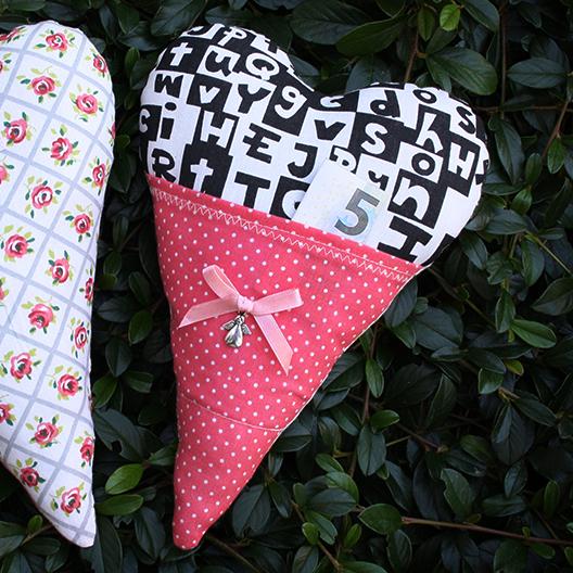 Geldgeschenk Herz rosa zur Einschulung mit Schutzengel