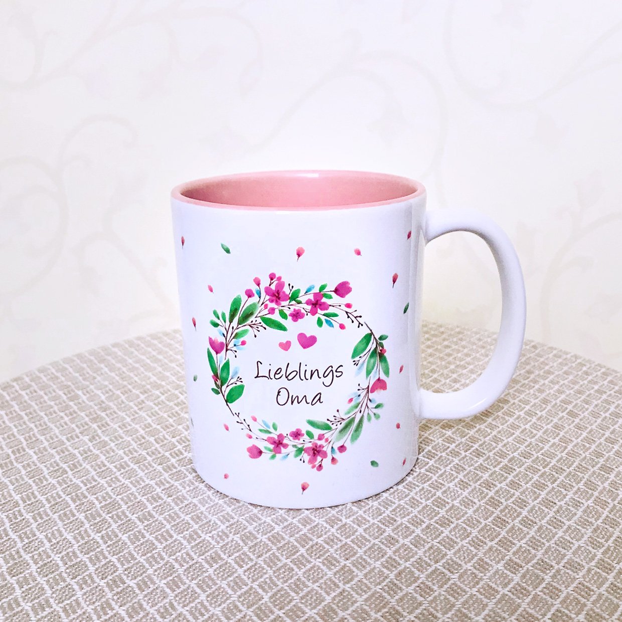Lieblingsoma Tasse - innen rosa