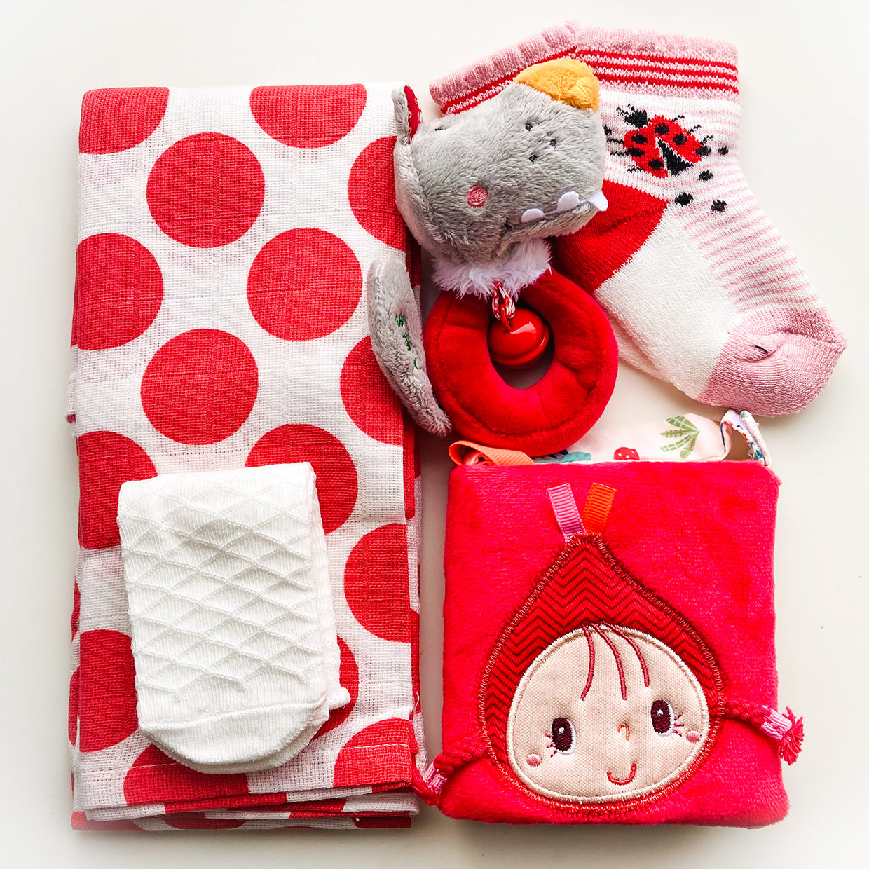 moments Windelgeschenk Rotkäppchen und der Wolf zur Geburt