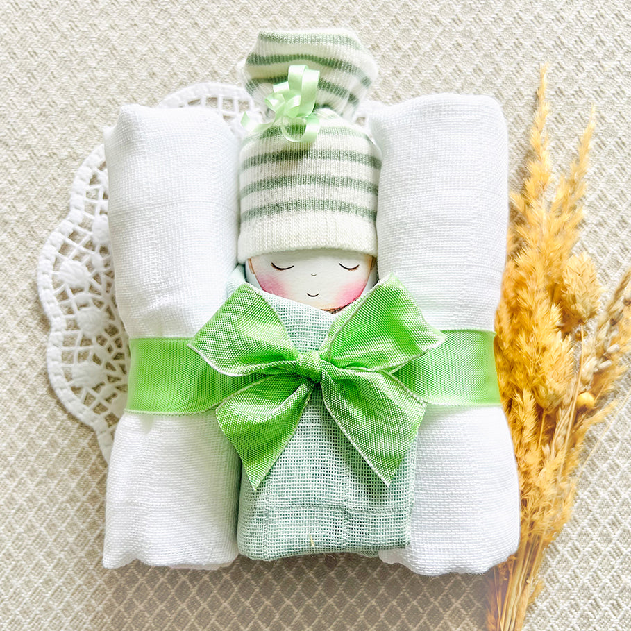 moments Windelbaby hellgrün zur Geburt