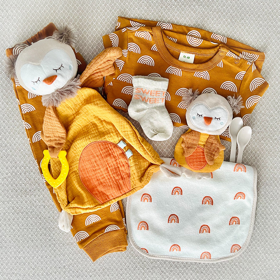 moments Windeltorte Eule senfgelb beige – Originelles Geschenk zur Geburt, Taufe & Babyparty